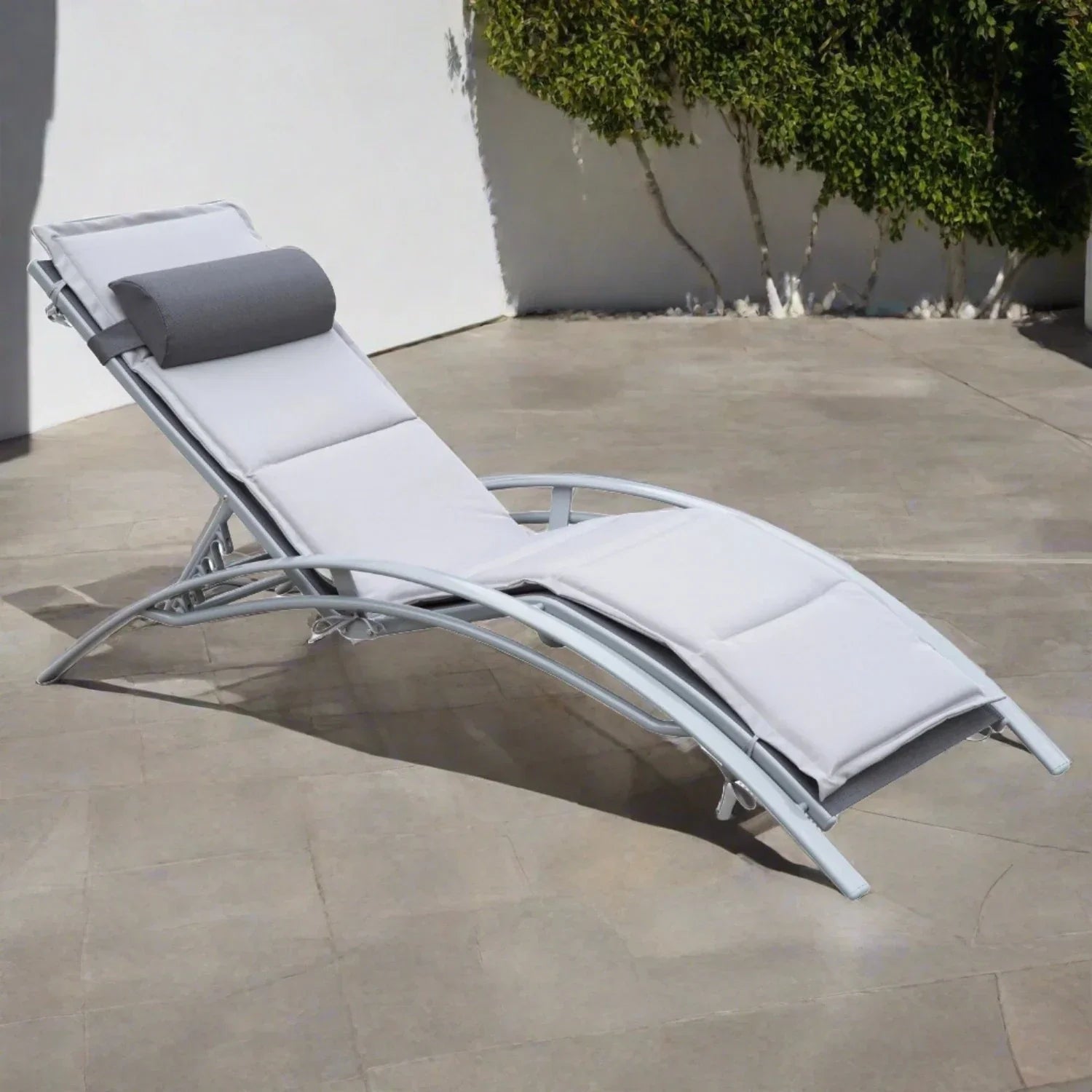 Aluminium Sun Lounger with Adjustable Backrest - Egyptian Queen storeSunlounger